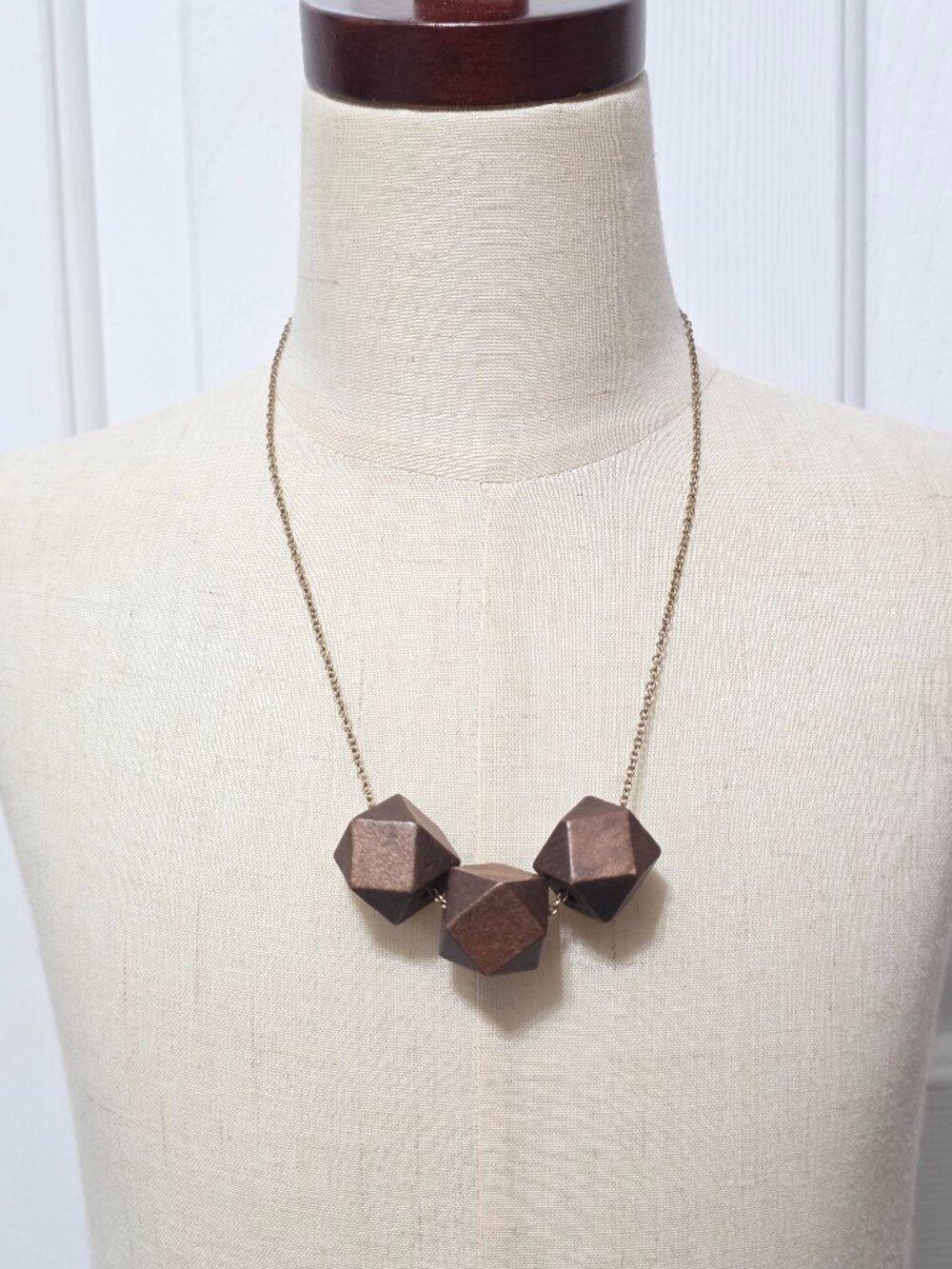 Wood necklace